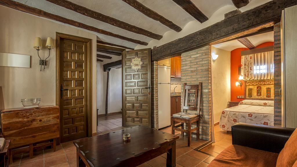 Apartamentos Los Aljezares Gea de Albarracín Екстериор снимка