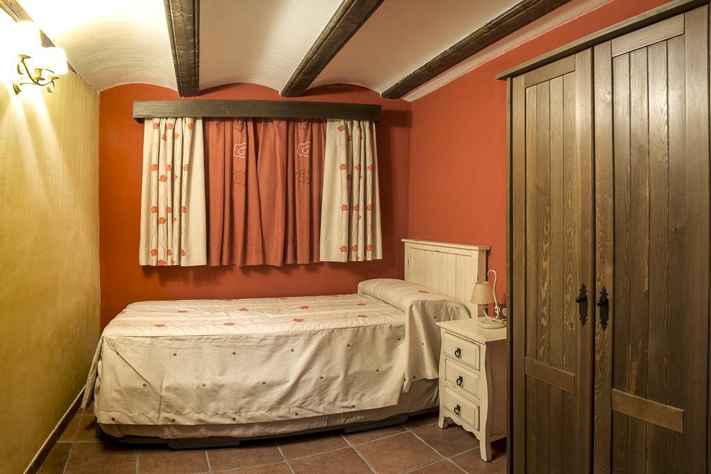 Apartamentos Los Aljezares Gea de Albarracín Екстериор снимка