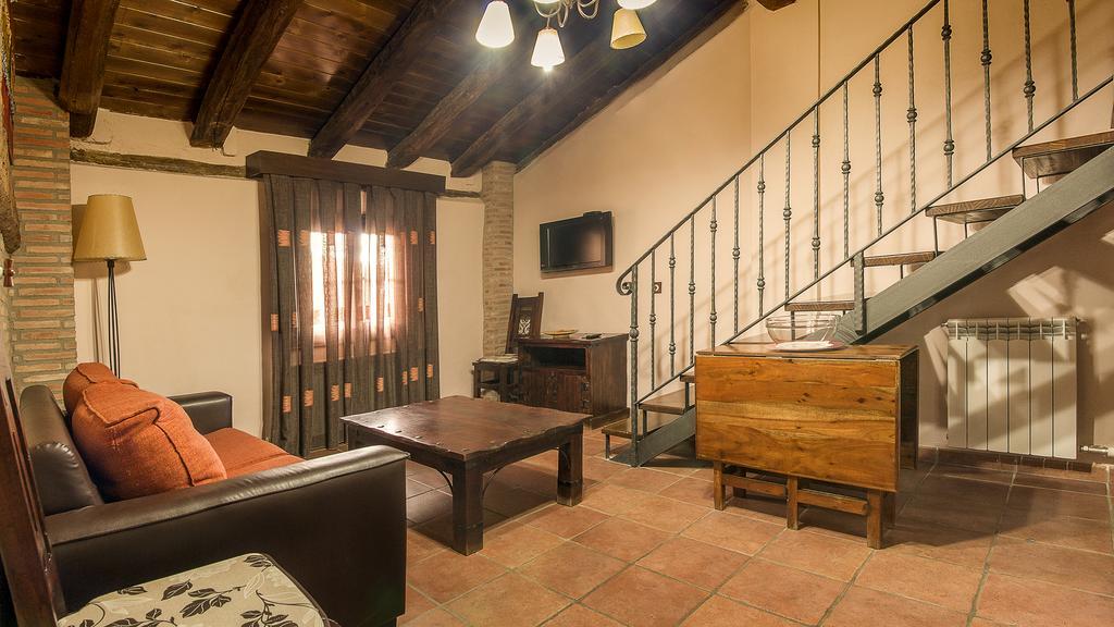 Apartamentos Los Aljezares Gea de Albarracín Екстериор снимка