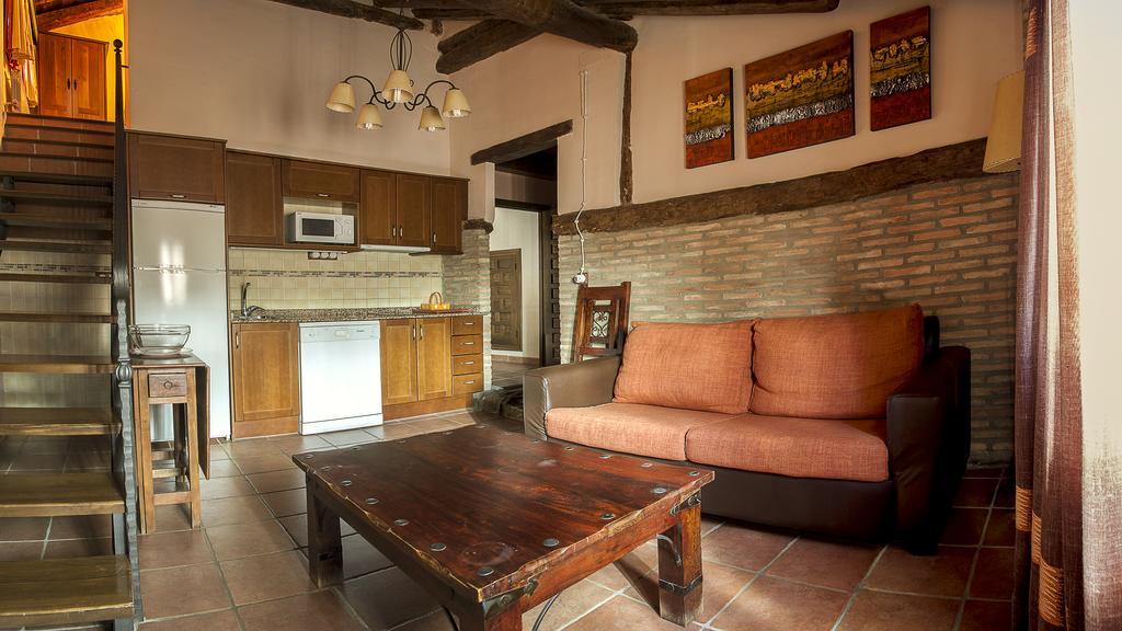 Apartamentos Los Aljezares Gea de Albarracín Екстериор снимка