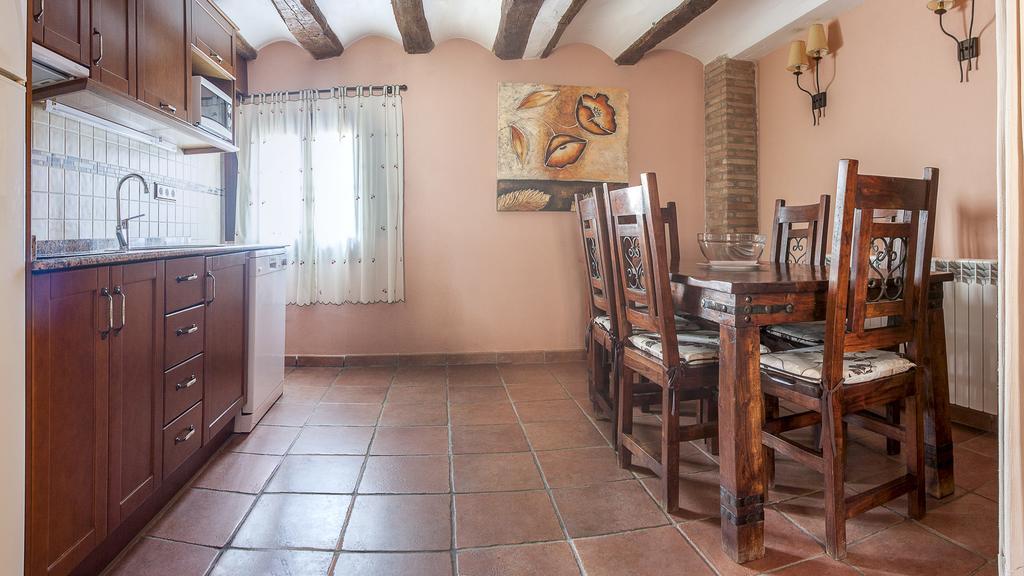 Apartamentos Los Aljezares Gea de Albarracín Екстериор снимка