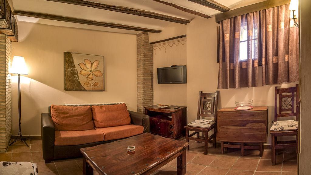 Apartamentos Los Aljezares Gea de Albarracín Екстериор снимка
