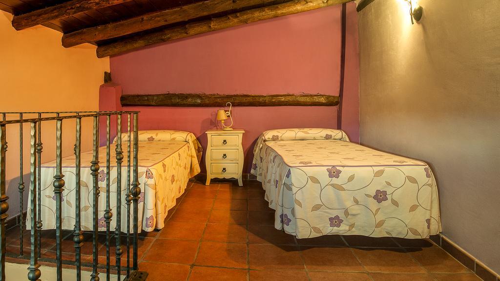 Apartamentos Los Aljezares Gea de Albarracín Екстериор снимка
