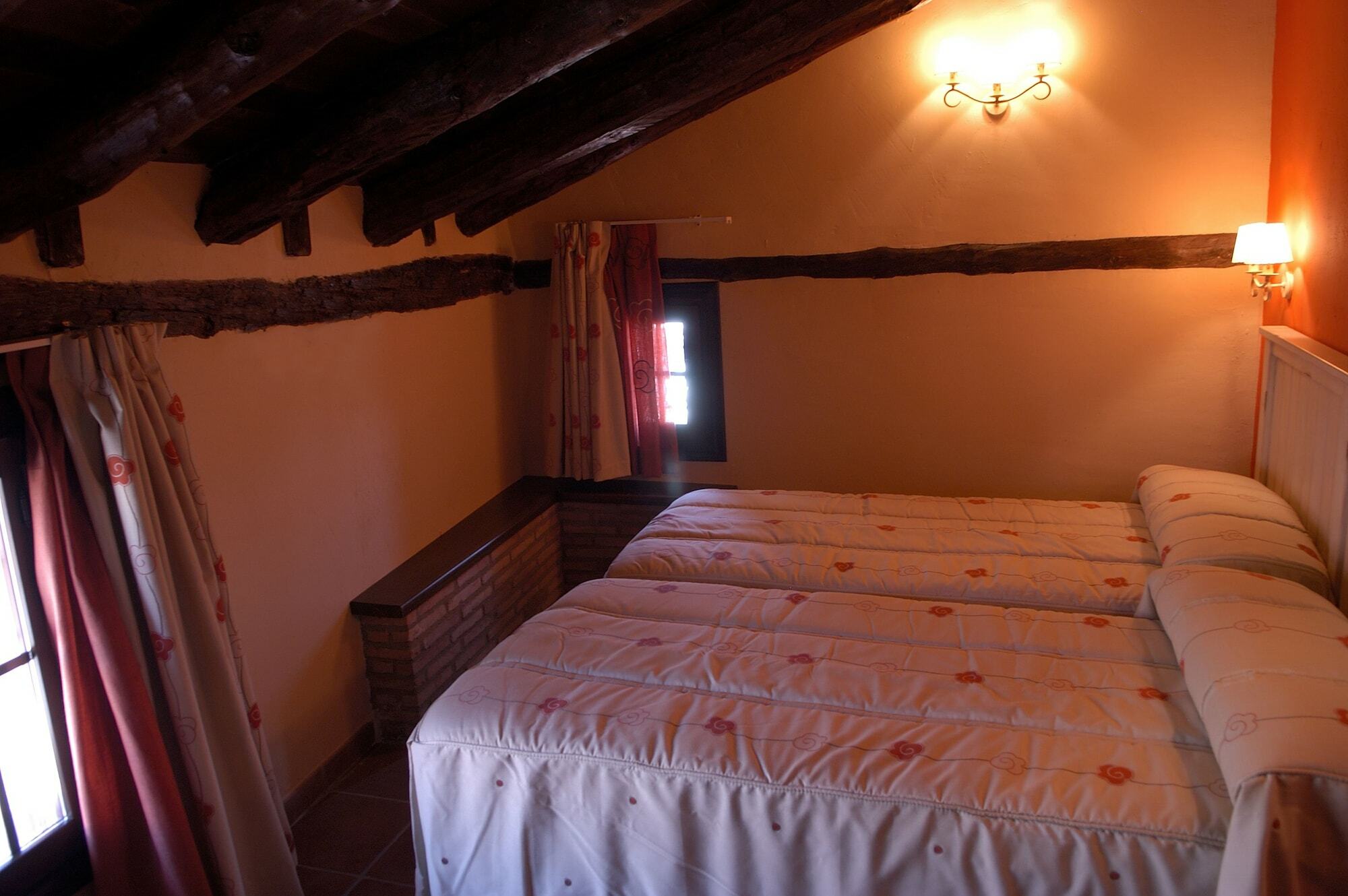 Apartamentos Los Aljezares Gea de Albarracín Екстериор снимка